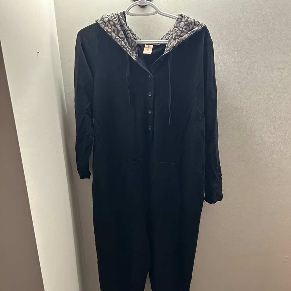 Smash and tess size large
